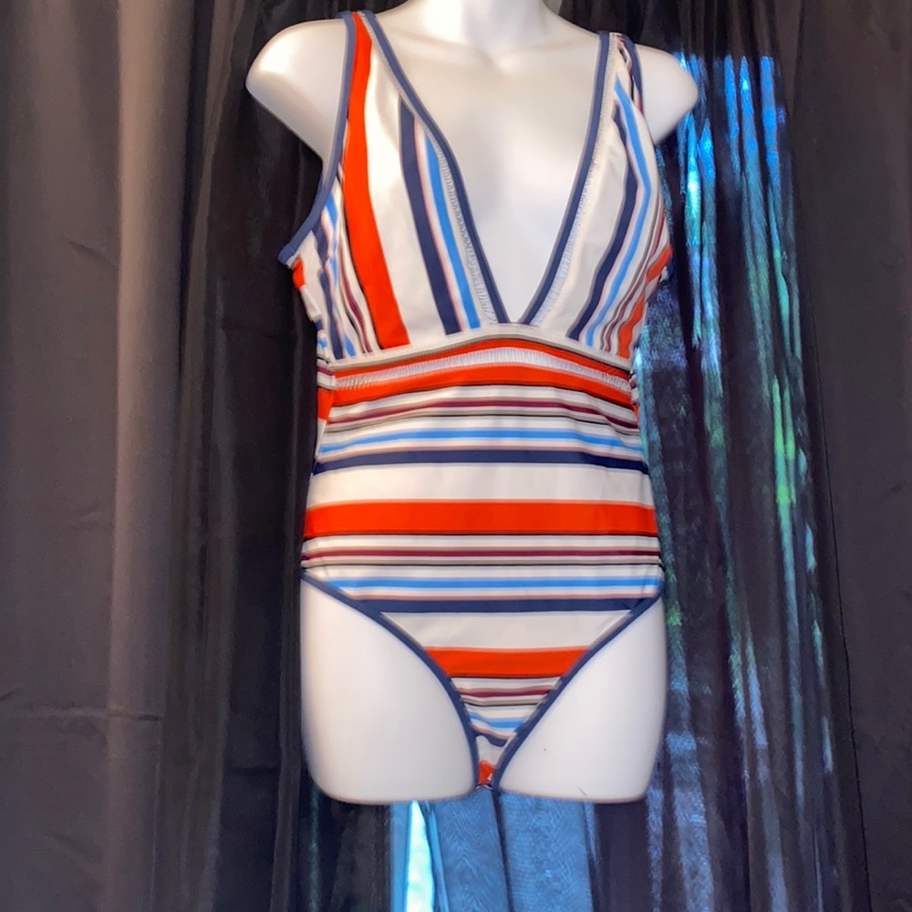 #21 Cupshe Bathing suit size lg